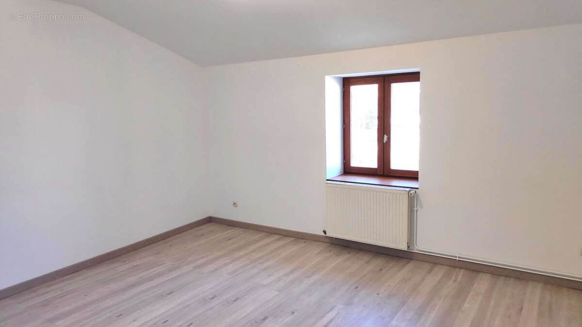 Maison à SAINT-ANDEOL-LE-CHATEAU