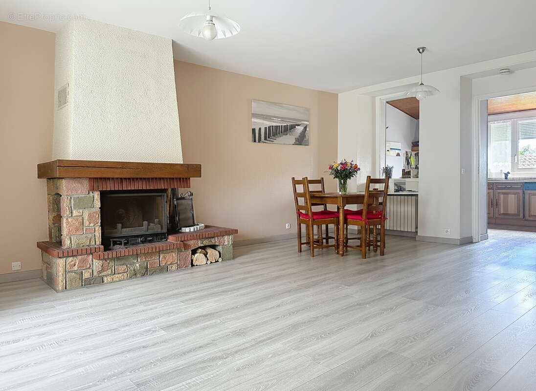 Maison TOURLAVILLE 4 pièces de 83.50 m2 - photo 5