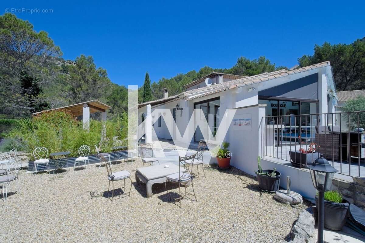 Maison à FONTAINE-DE-VAUCLUSE