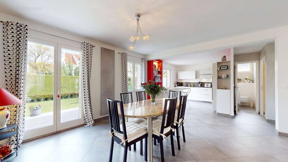 Maison à NEUILLY-PLAISANCE