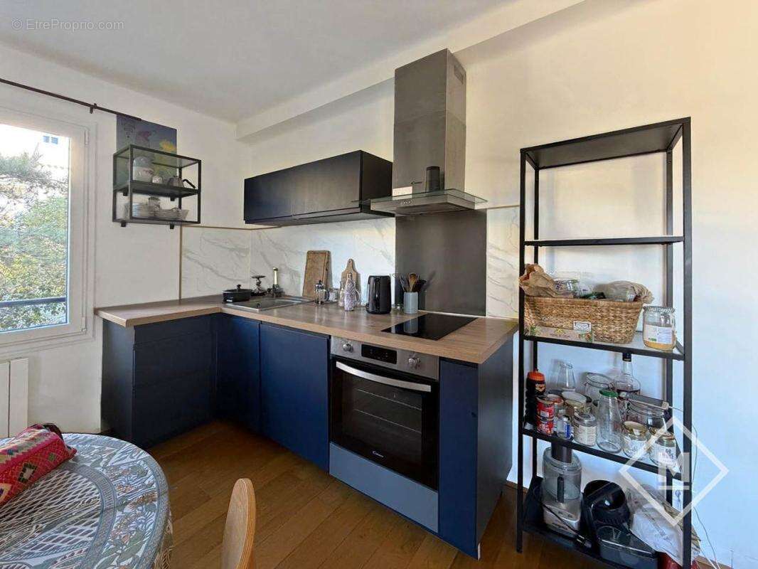 Appartement à MARSEILLE-7E