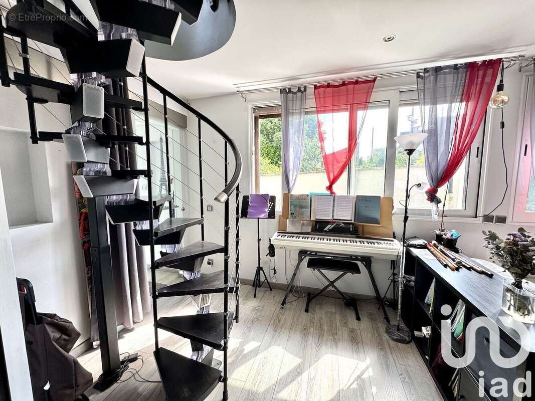 Photo 3 - Maison à NANTERRE