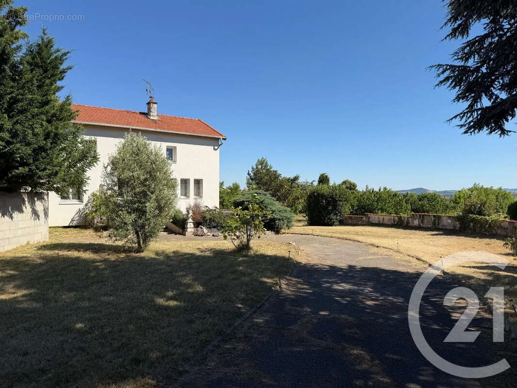 Maison 139 m² à Saint-Cyr  - photo 14