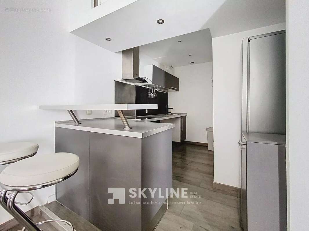 Appartement à MARSEILLE-6E