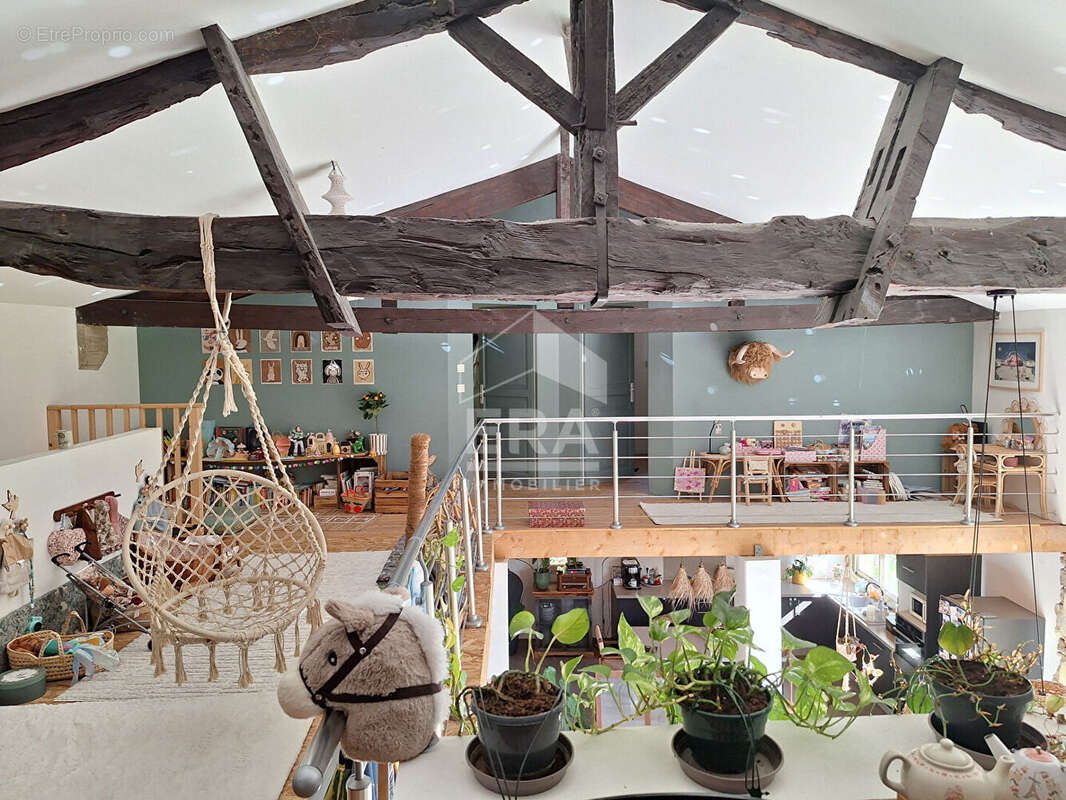 Maison à MONTPON-MENESTEROL