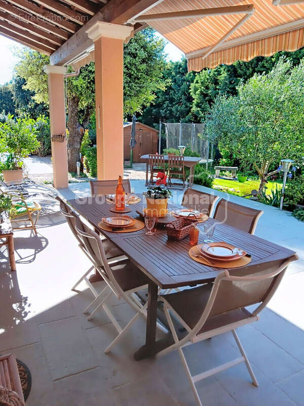 Maison à MONTSEGUR-SUR-LAUZON