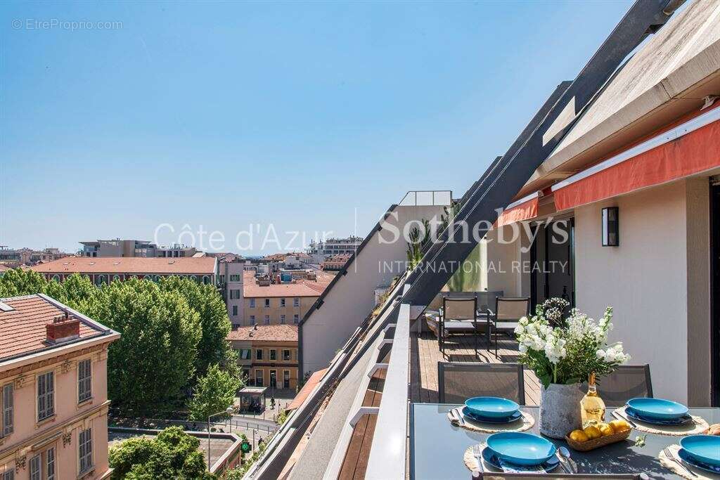 Appartement à NICE