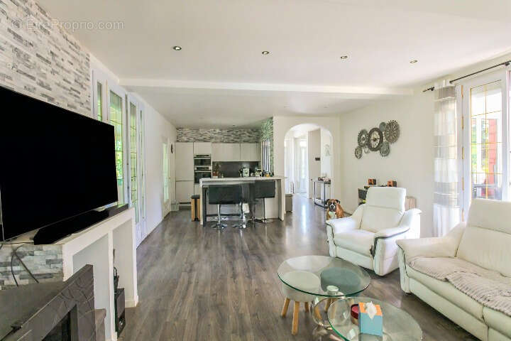 Maison à PACY-SUR-EURE