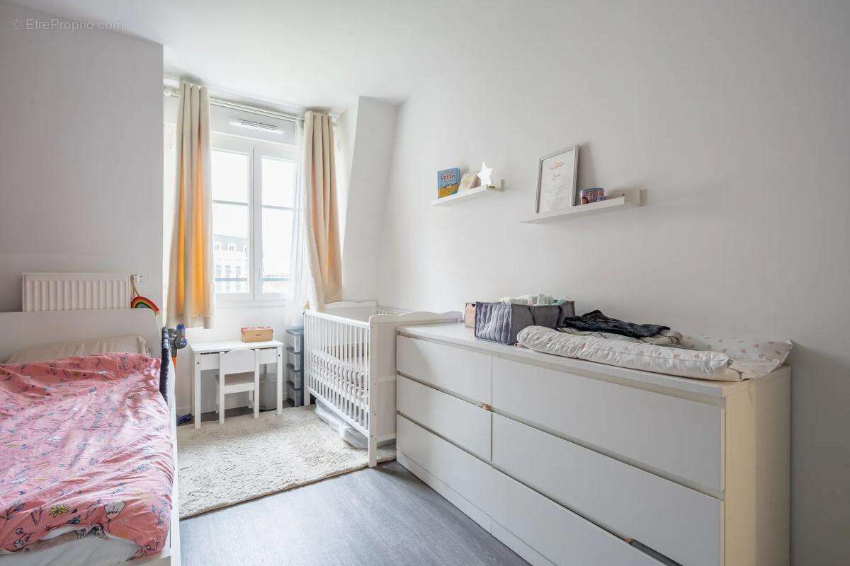 Appartement à LE BLANC-MESNIL