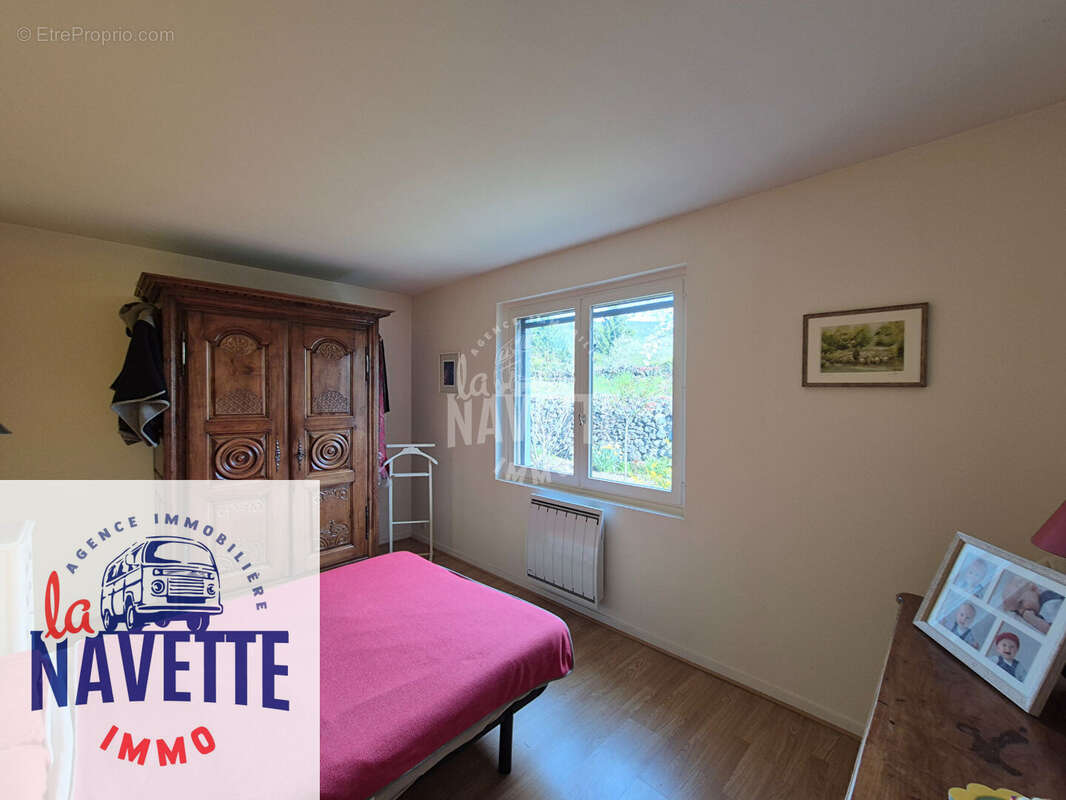 Maison à SAINT-AMANT-TALLENDE