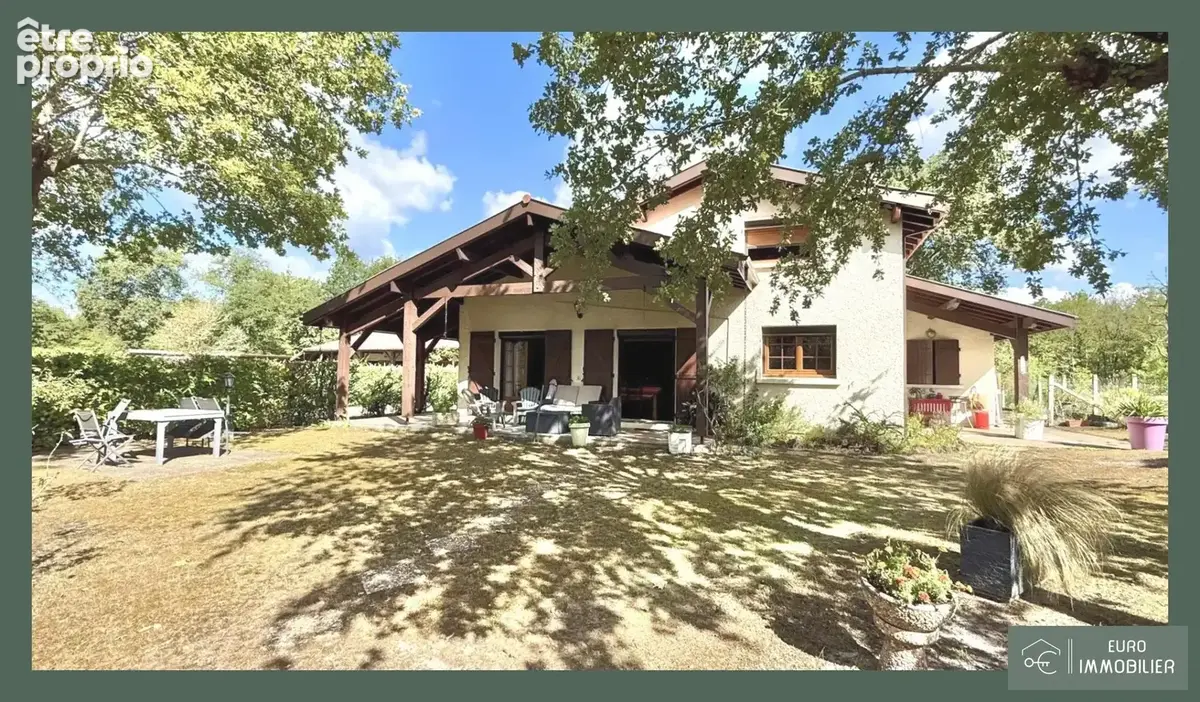 Photo Maison à Trensacq au prix de 246 000€