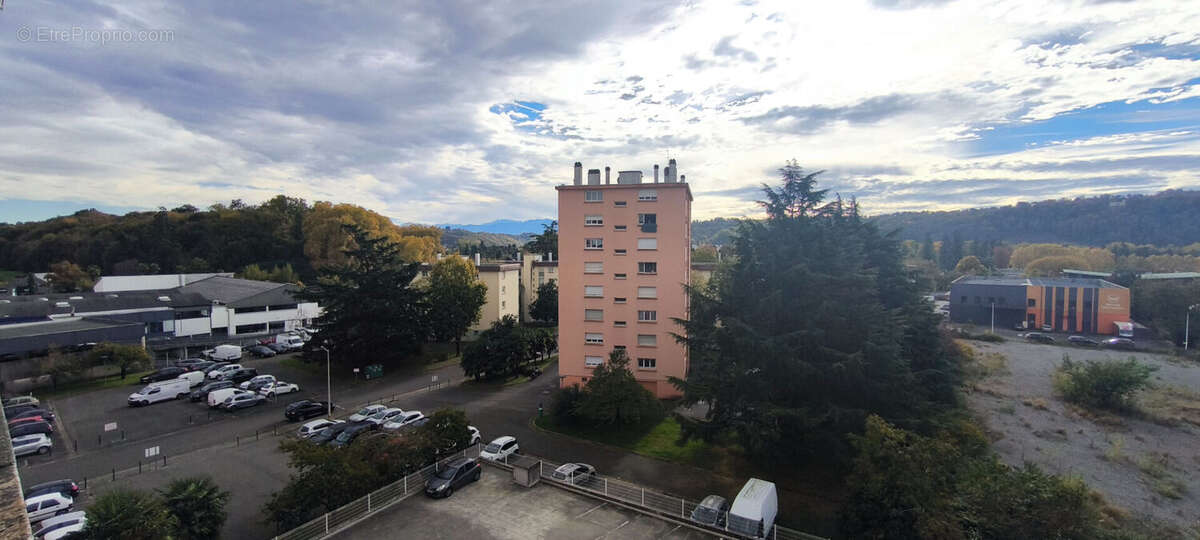 Appartement à BILLERE