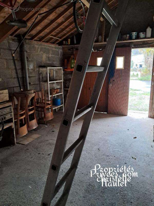 Maison à LE ROC-SAINT-ANDRE