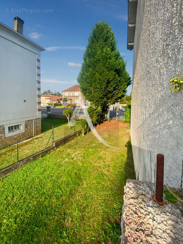 Maison à MONSEMPRON-LIBOS