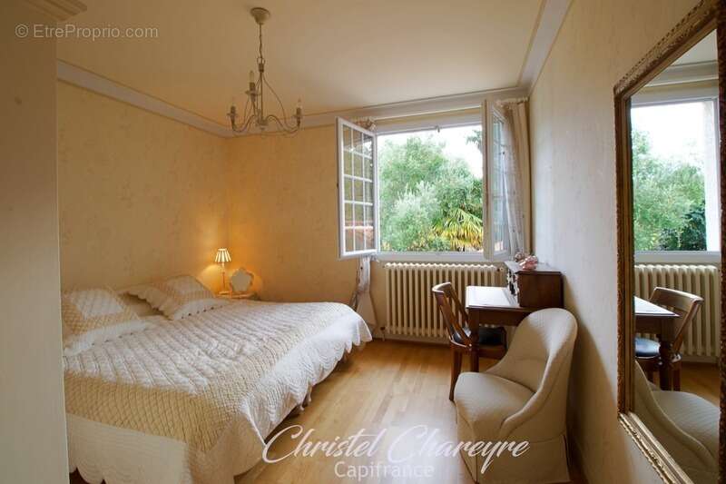 Maison à vendre 8 pièces AIZENAY (85) - photo 5