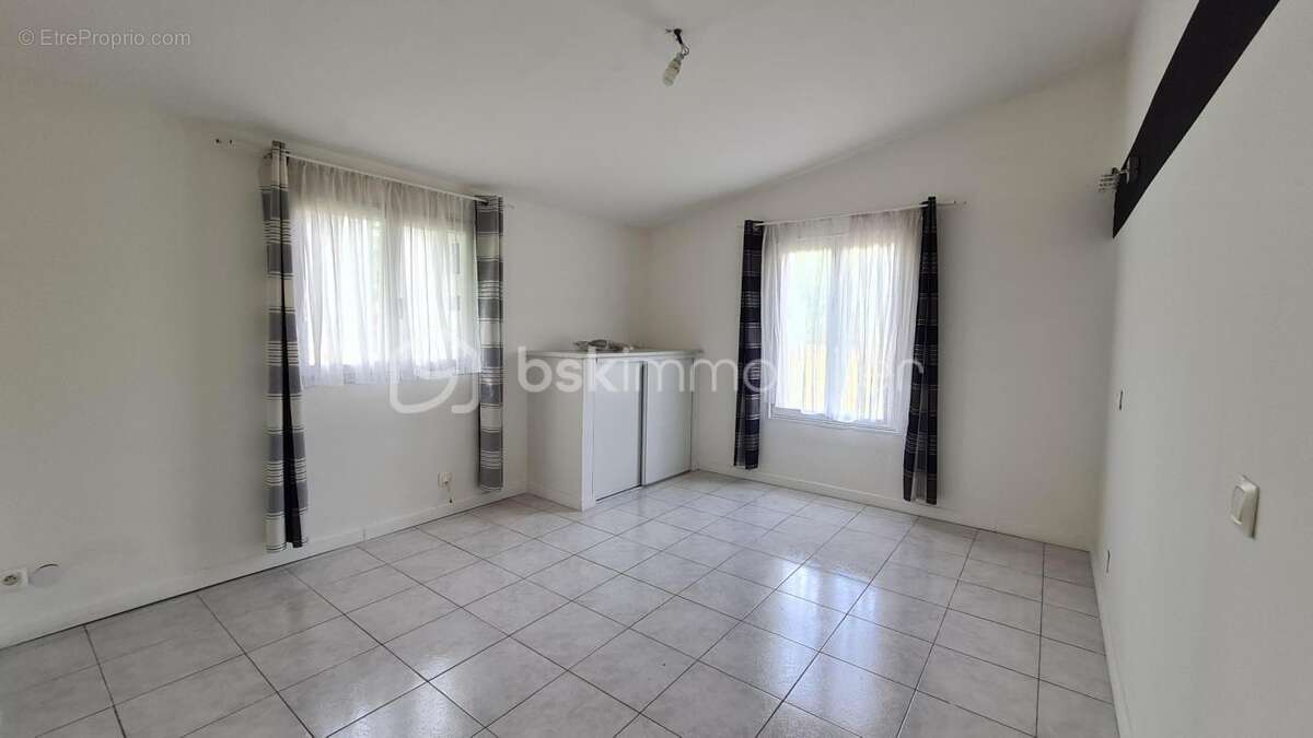 Maison à MARCHIENNES