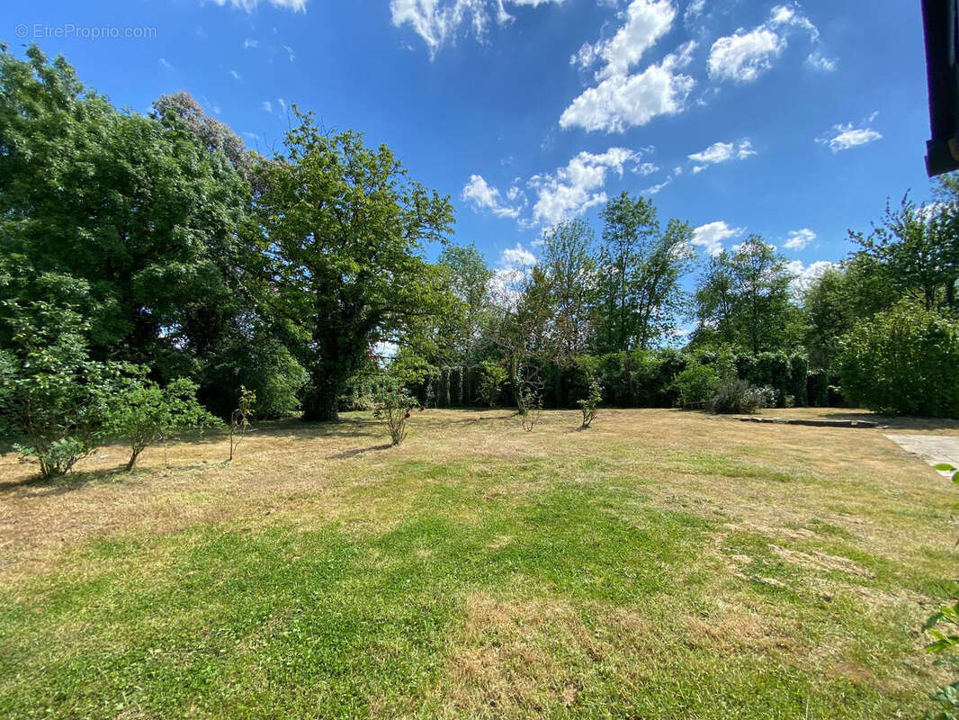 Maison à CANTENAY-EPINARD