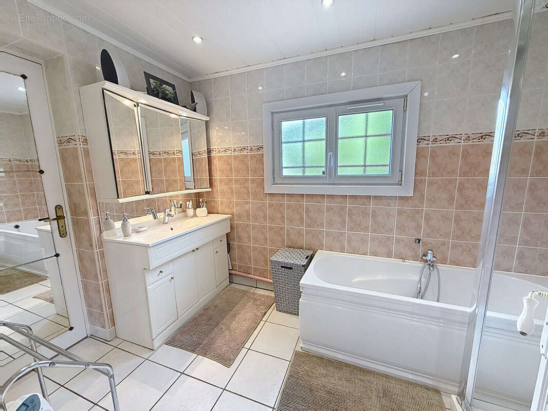 Maison à SOTTEVILLE-LES-ROUEN