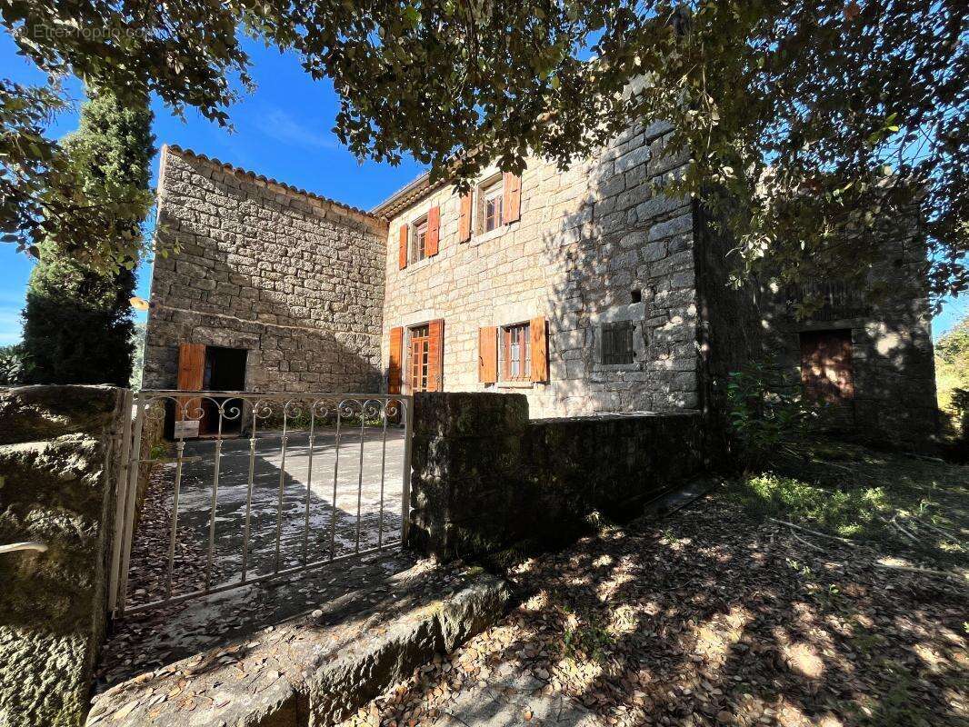 Maison à CHAMBONAS