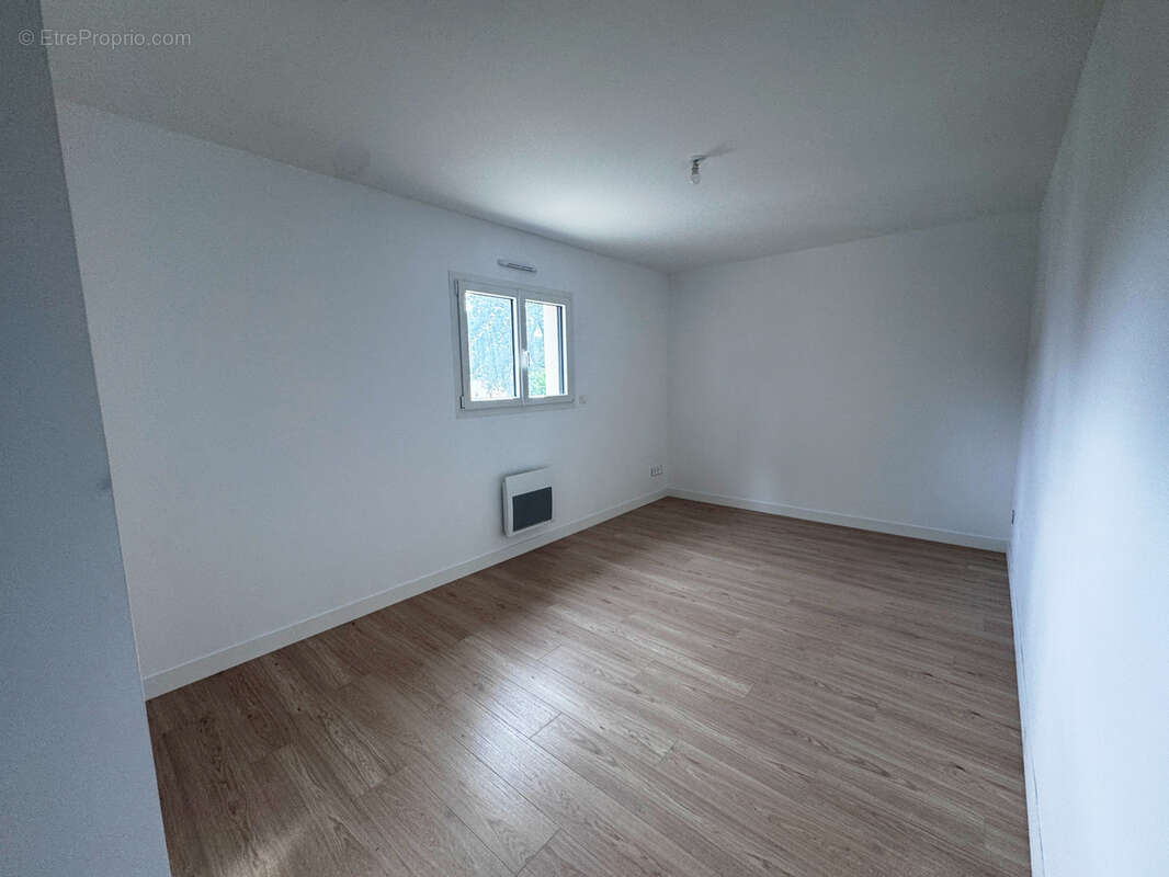 Maison à MIGNALOUX-BEAUVOIR