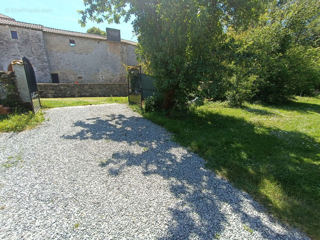 Maison à ALLOUE