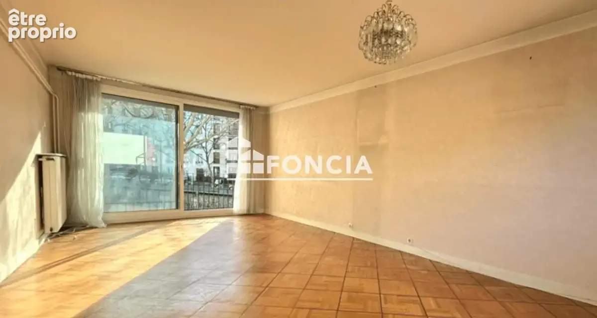 Appartement à PARIS-12E