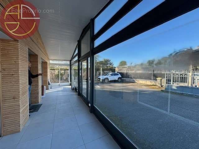 Commerce à TOURNEFEUILLE