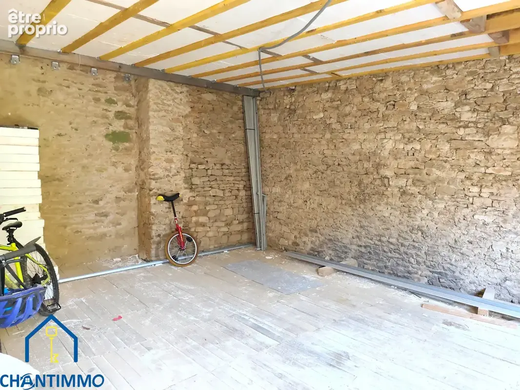 Maison en pierre rénovée avec dépendances - photo 13
