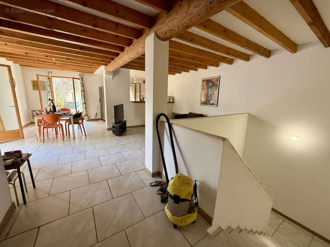 Maison à VILLEVIEILLE
