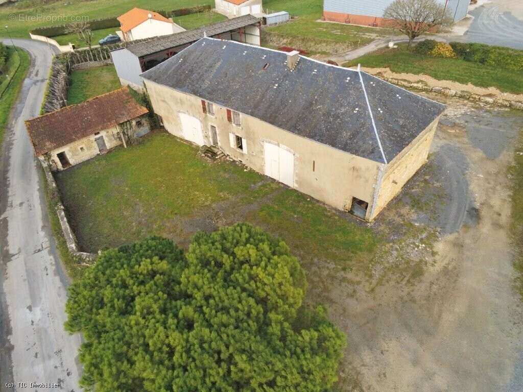 Maison à VERTEUIL-SUR-CHARENTE