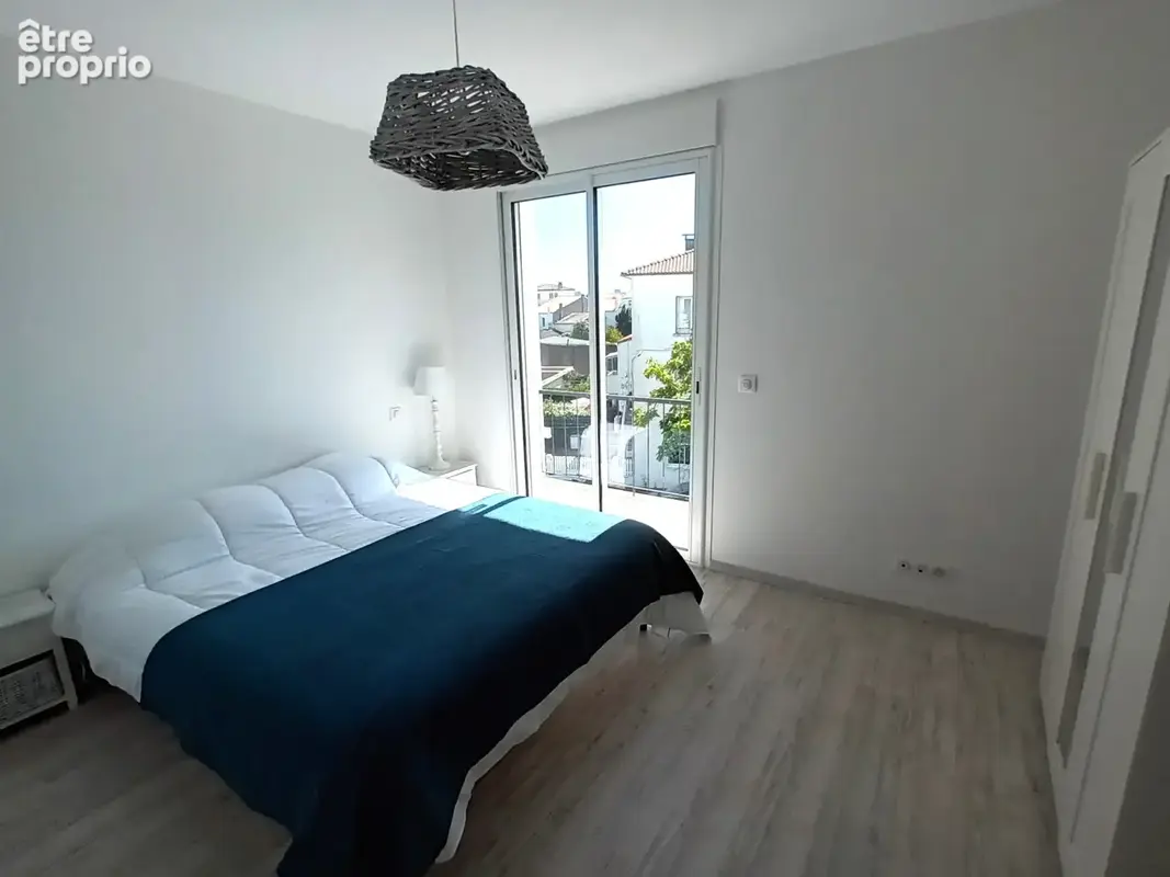 Appartement refait à neuf situé à seulement 2mn de la plage de Royan. - photo 9