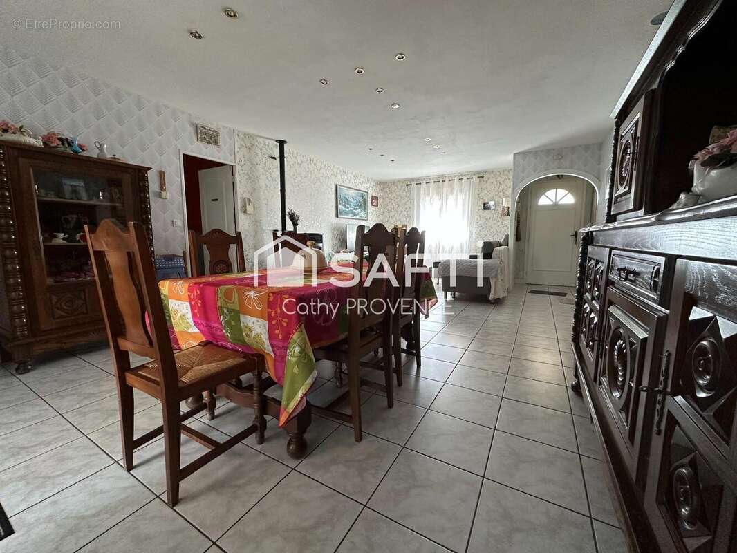 Photo 3 - Maison à LANDERONDE