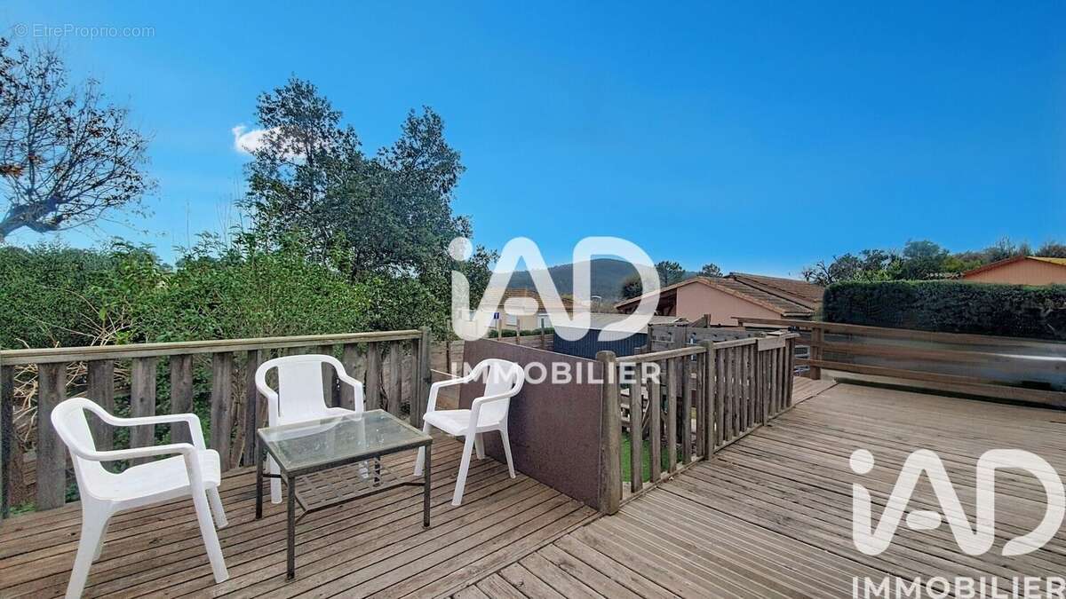 Photo 3 - Terrain à ROQUEBRUNE-SUR-ARGENS