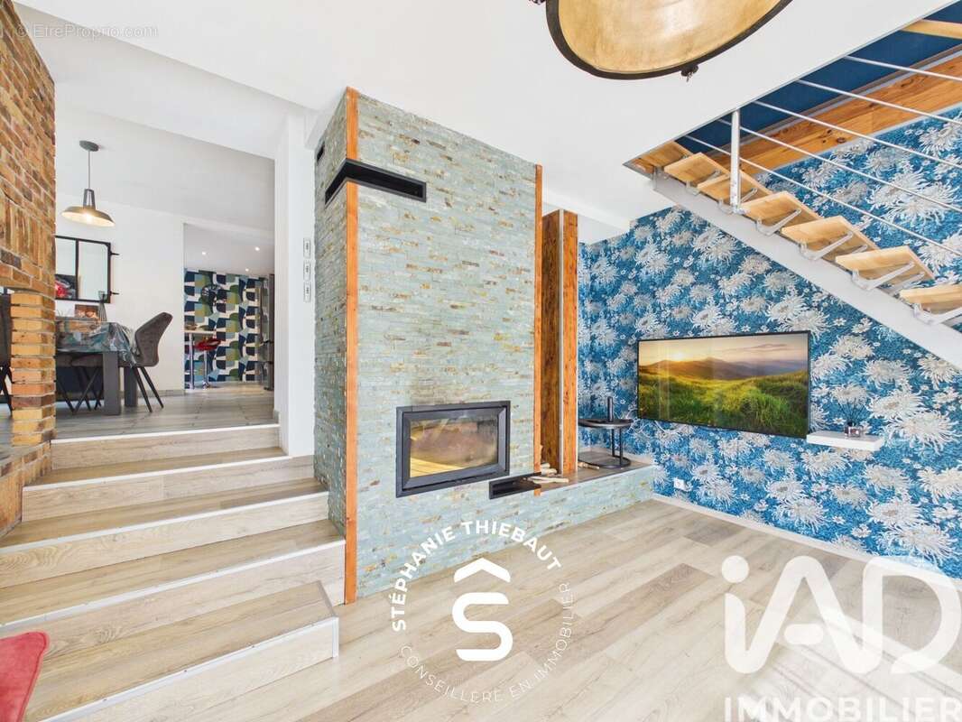 Photo 4 - Maison à POUXEUX