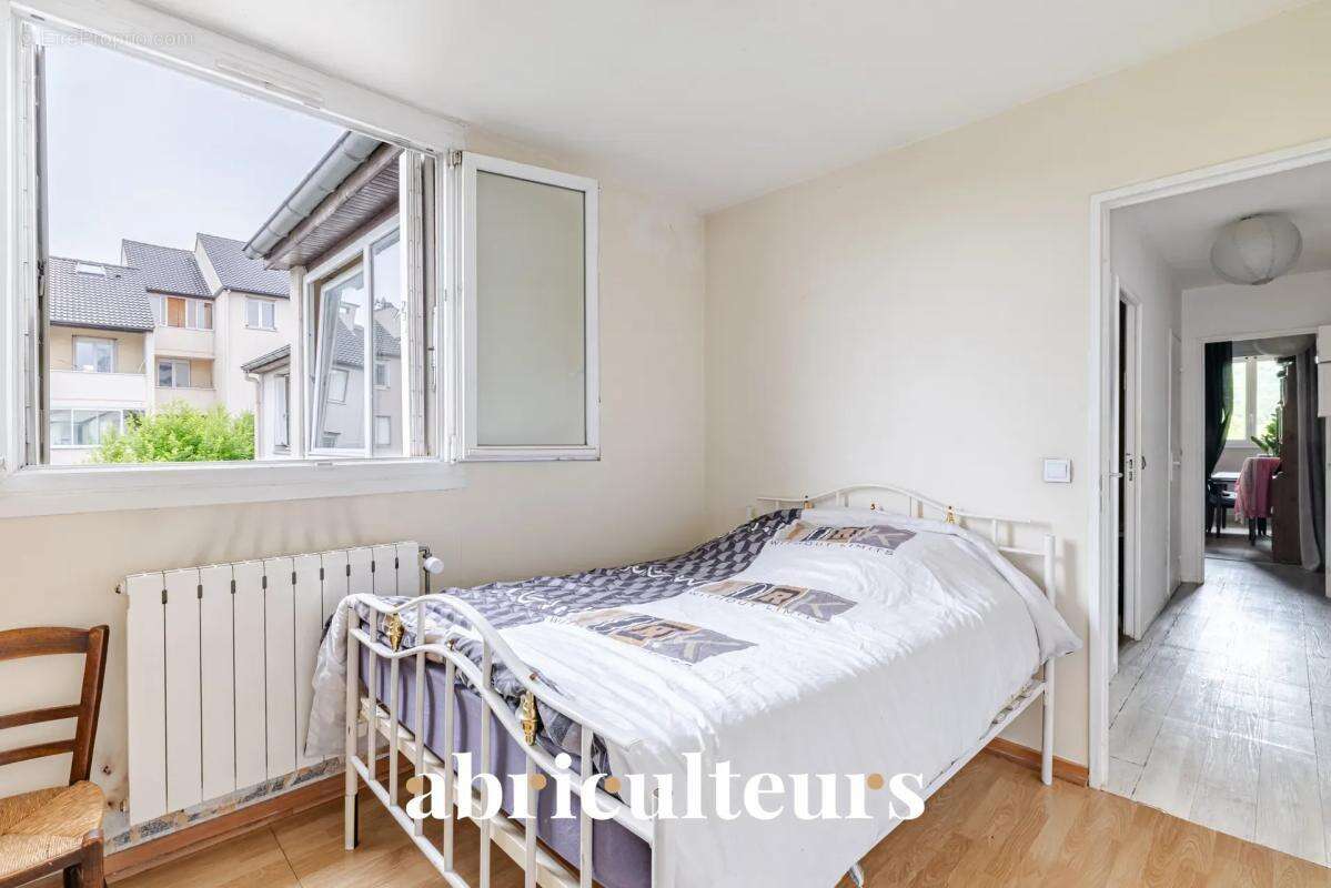 Appartement à GENNEVILLIERS