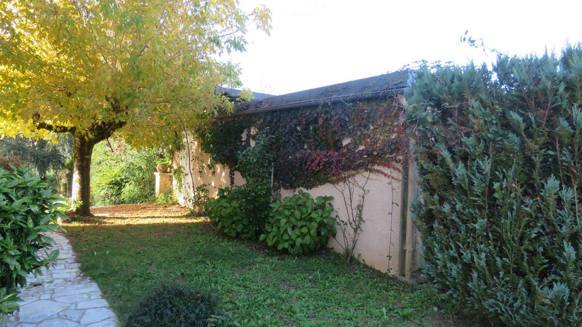  Maison individuelle - Magnifique parc (secteur Cherveix-Cubas 24390) - photo 22