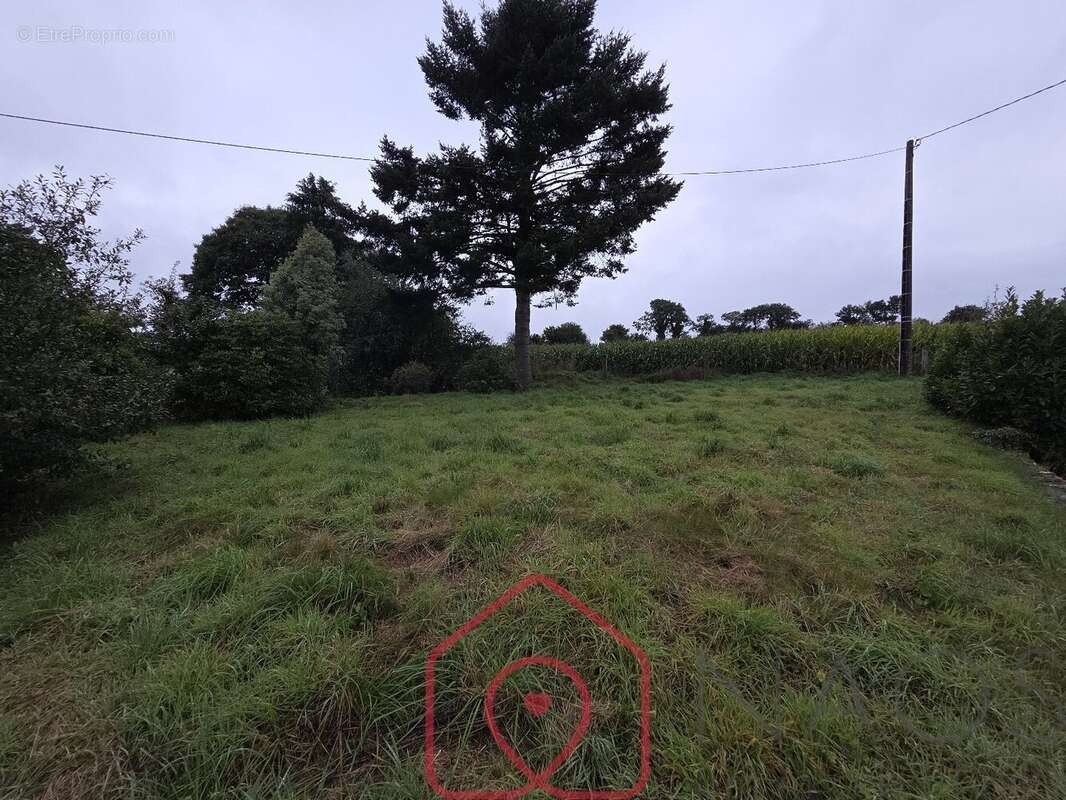 Maison à PONT-MELVEZ