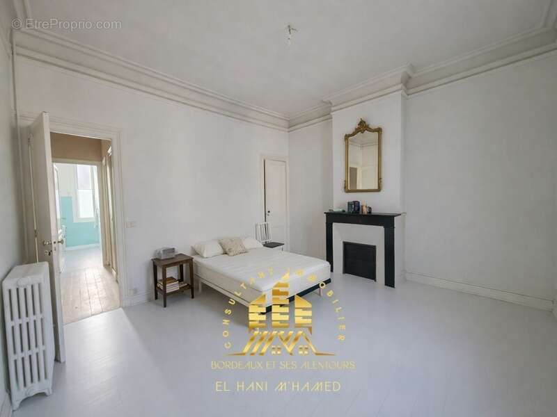 Appartement à CAMBES