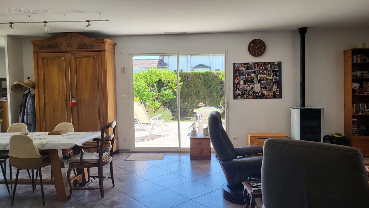 Maison 120 m² à Belleville  - photo 4