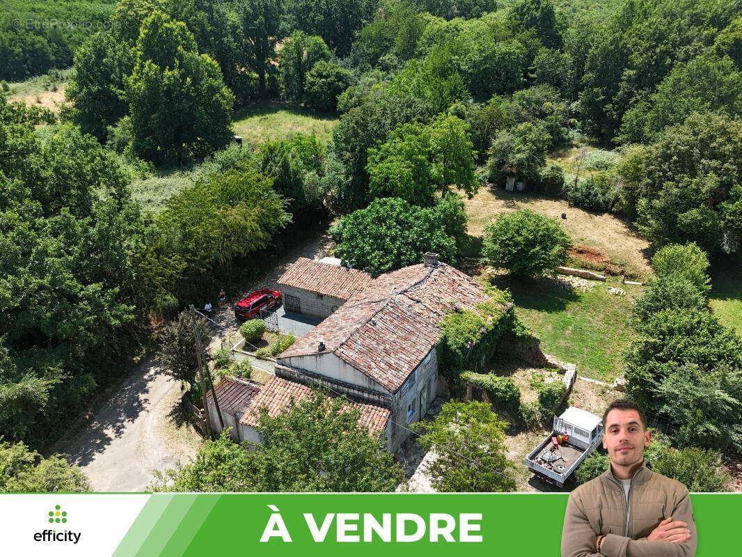 Maison à NANTEUIL-EN-VALLEE