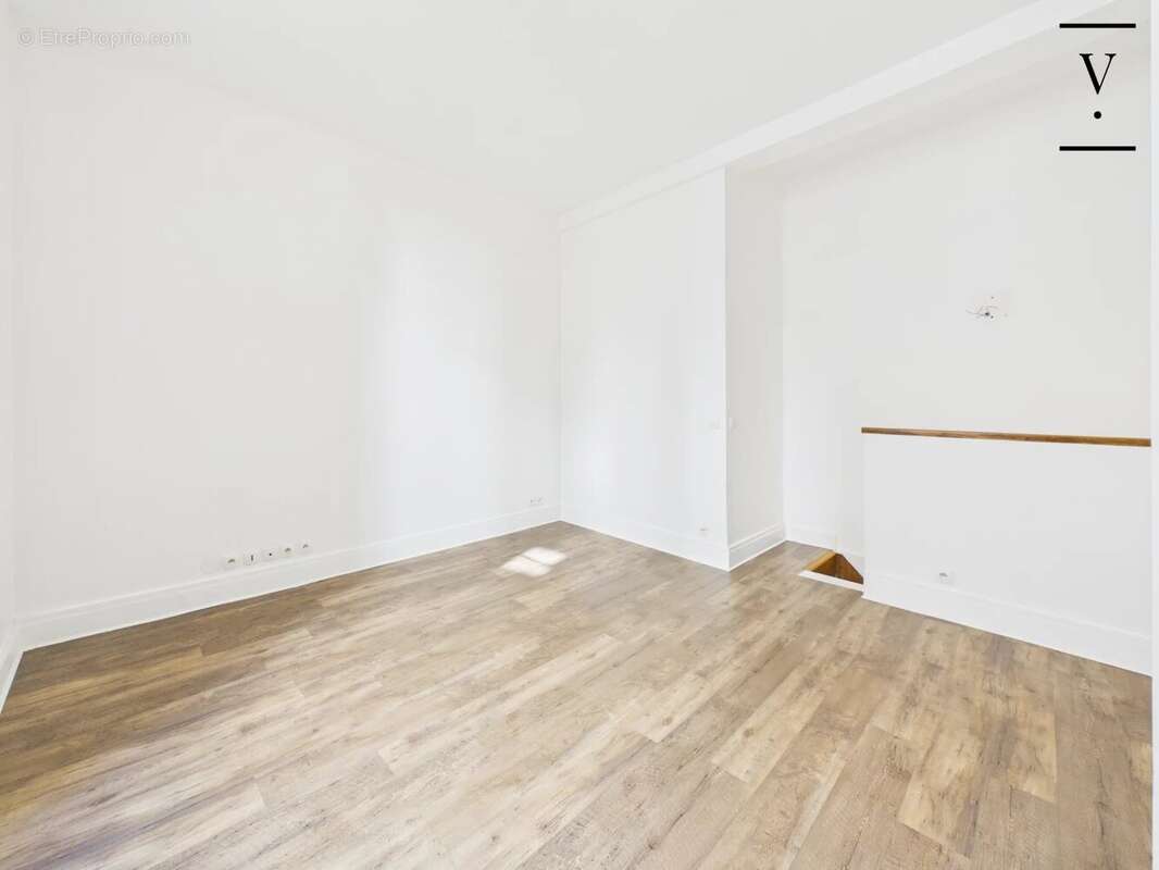 Appartement à PARIS-3E