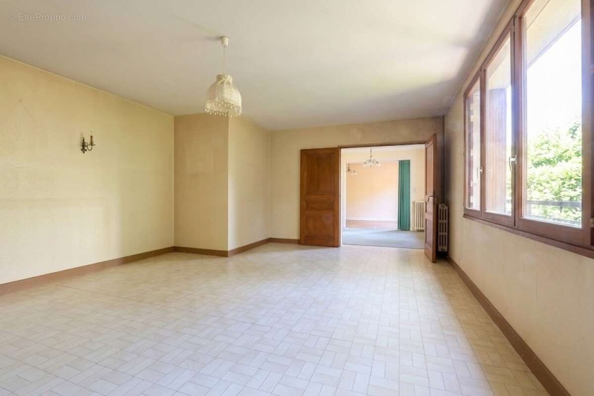Maison de 144 m² à vendre. 8 pièces dont 5 chambres située coteaux est d'EPERNAY (51) - photo 28