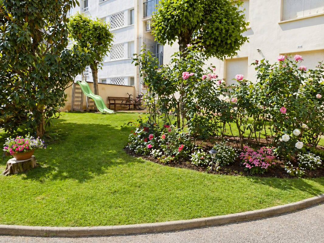 Appartement à LYON-9E