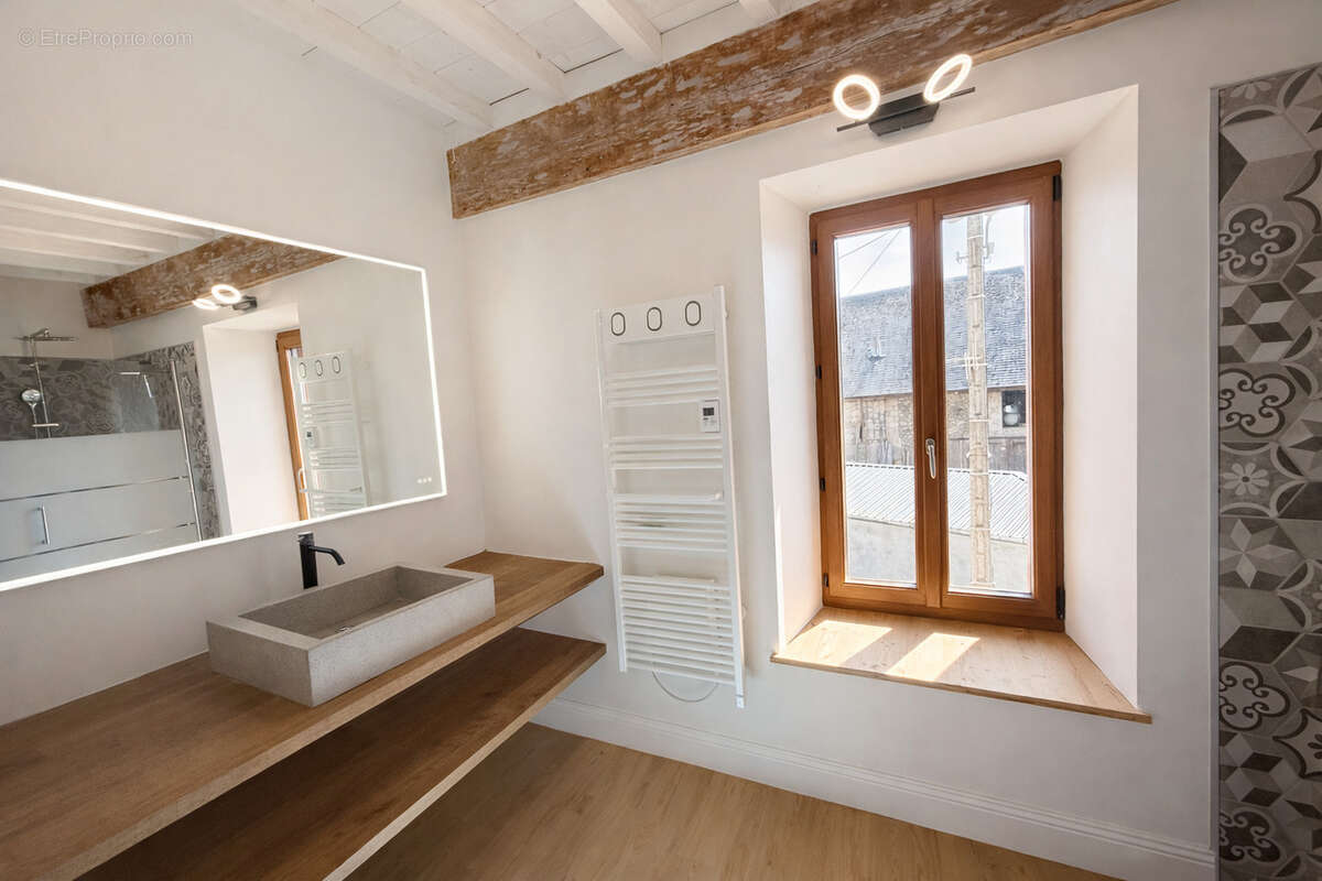 Maison à LA BIOLLE