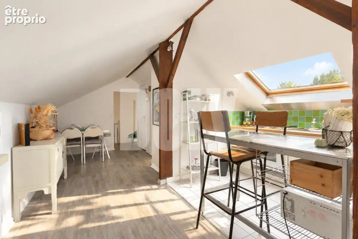 Appartement à SAINT-MAUR-DES-FOSSES