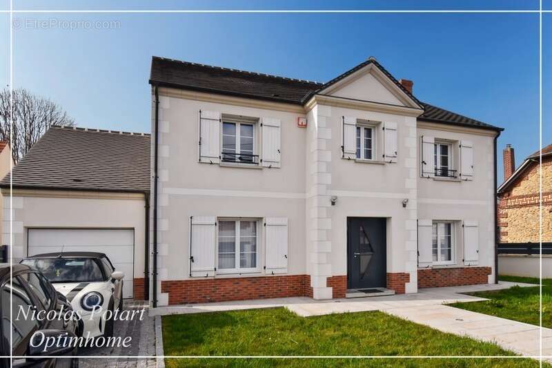 Maison à CHOISY-AU-BAC