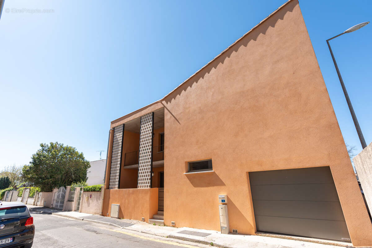Maison à NIMES
