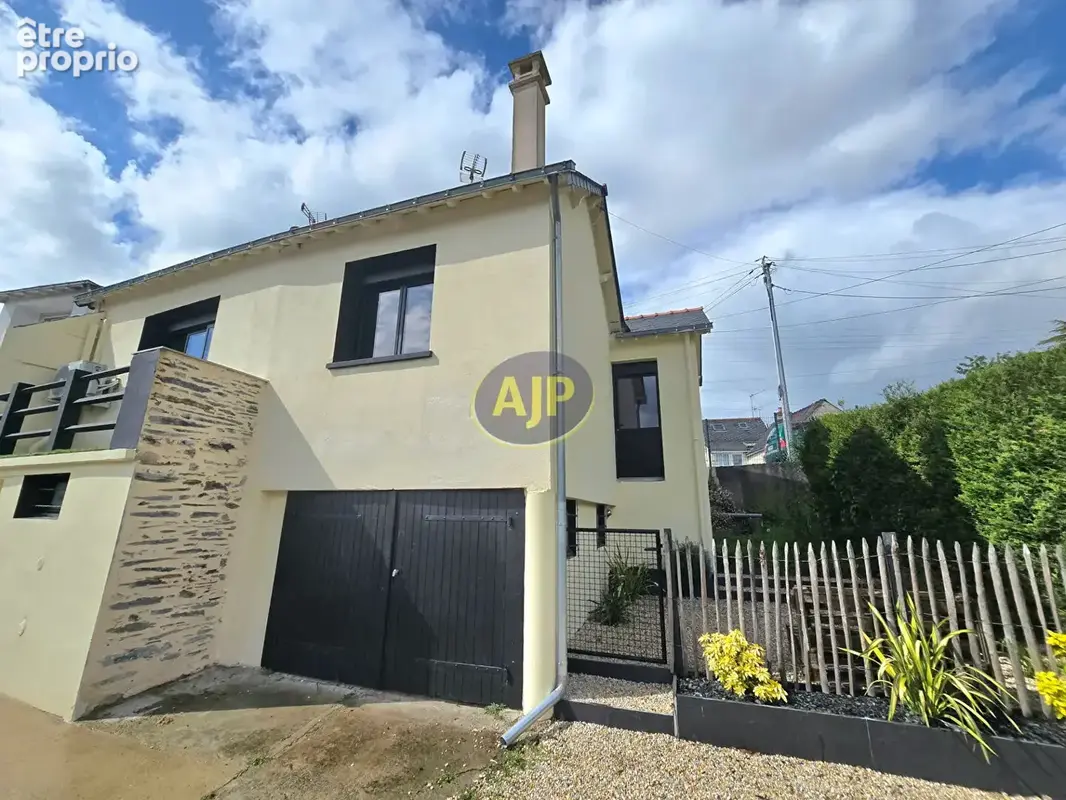 Maison à GUEMENE-PENFAO