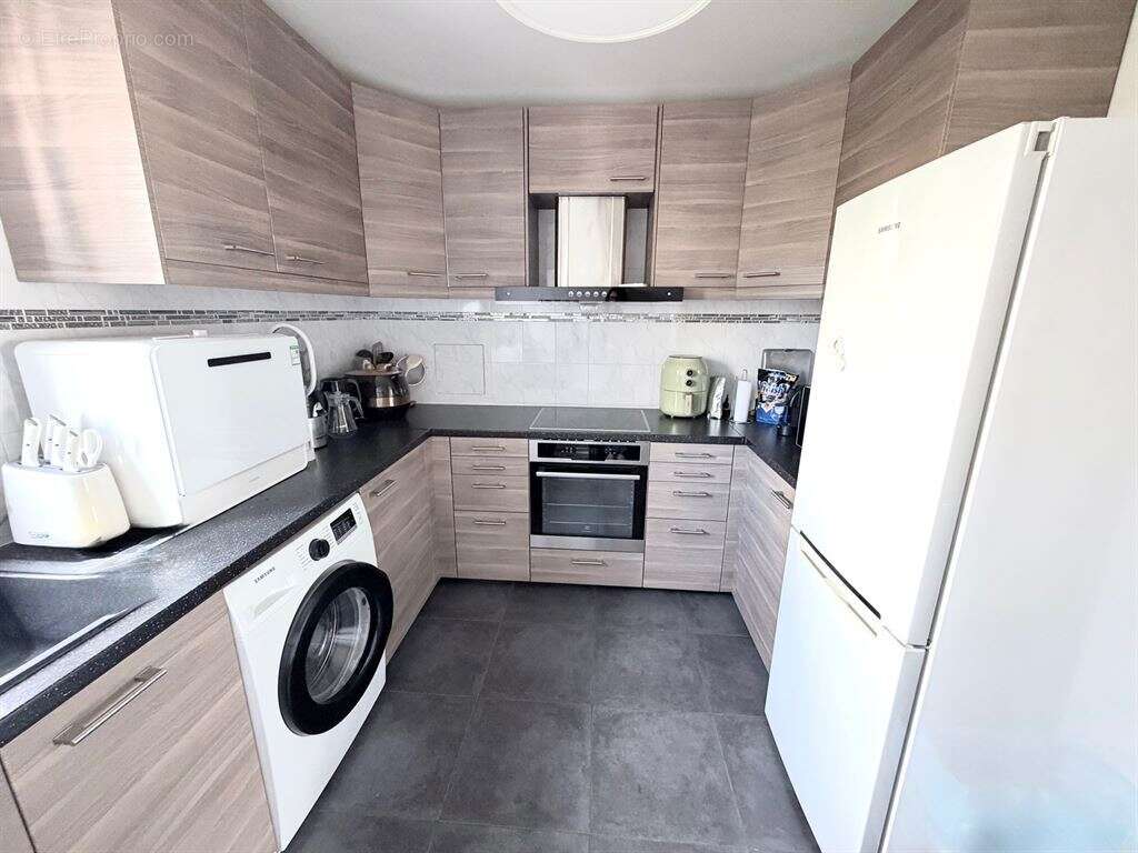 Appartement à PARIS-19E