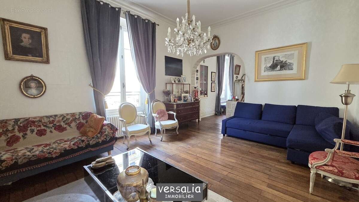 Appartement à VERSAILLES